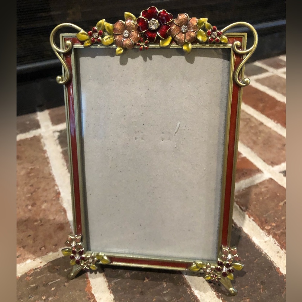 vintage jeweled heart shaped frame for 3 pictures with floral design 4.5x6.75”